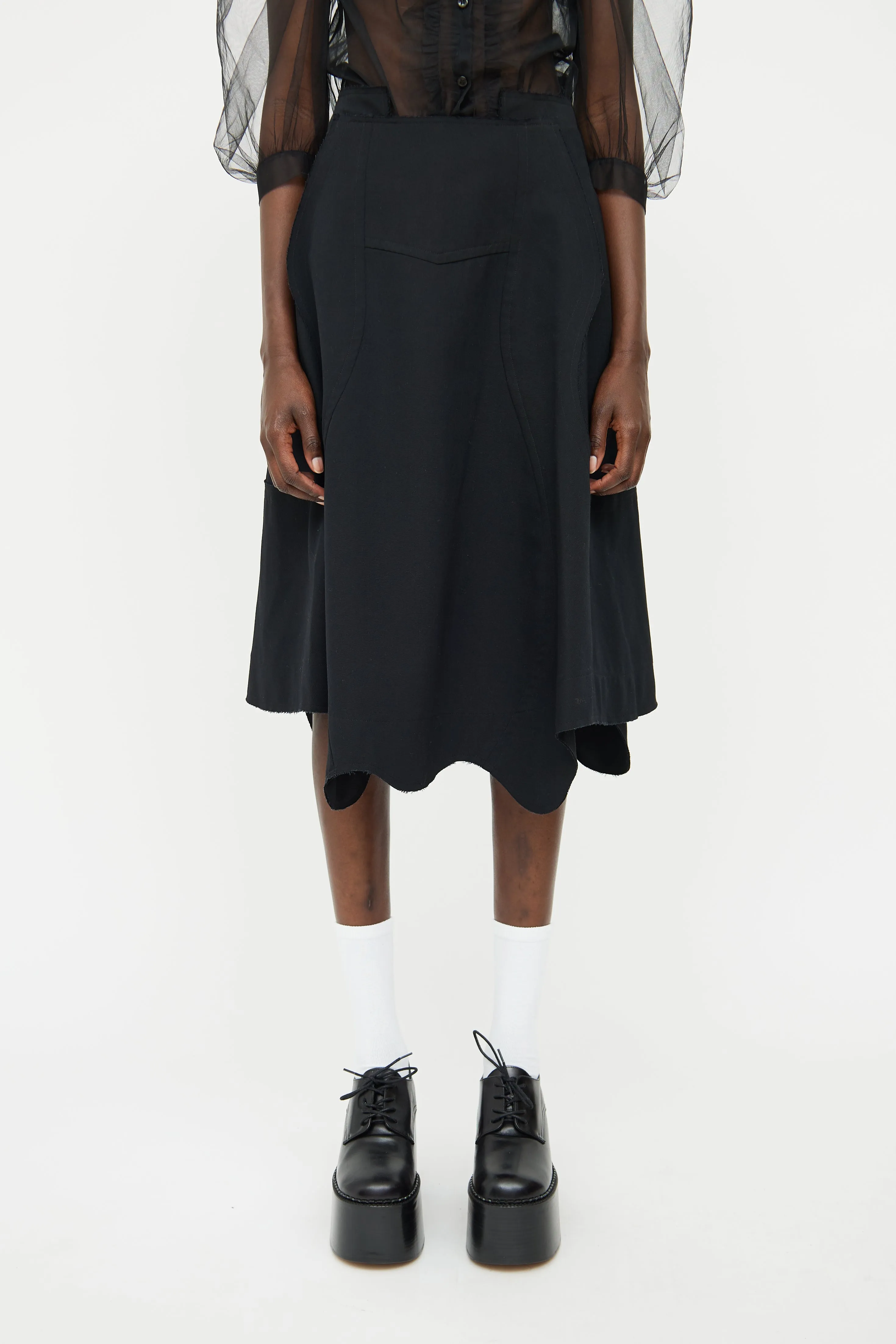 AD2019 Full Raw Edge Skirt