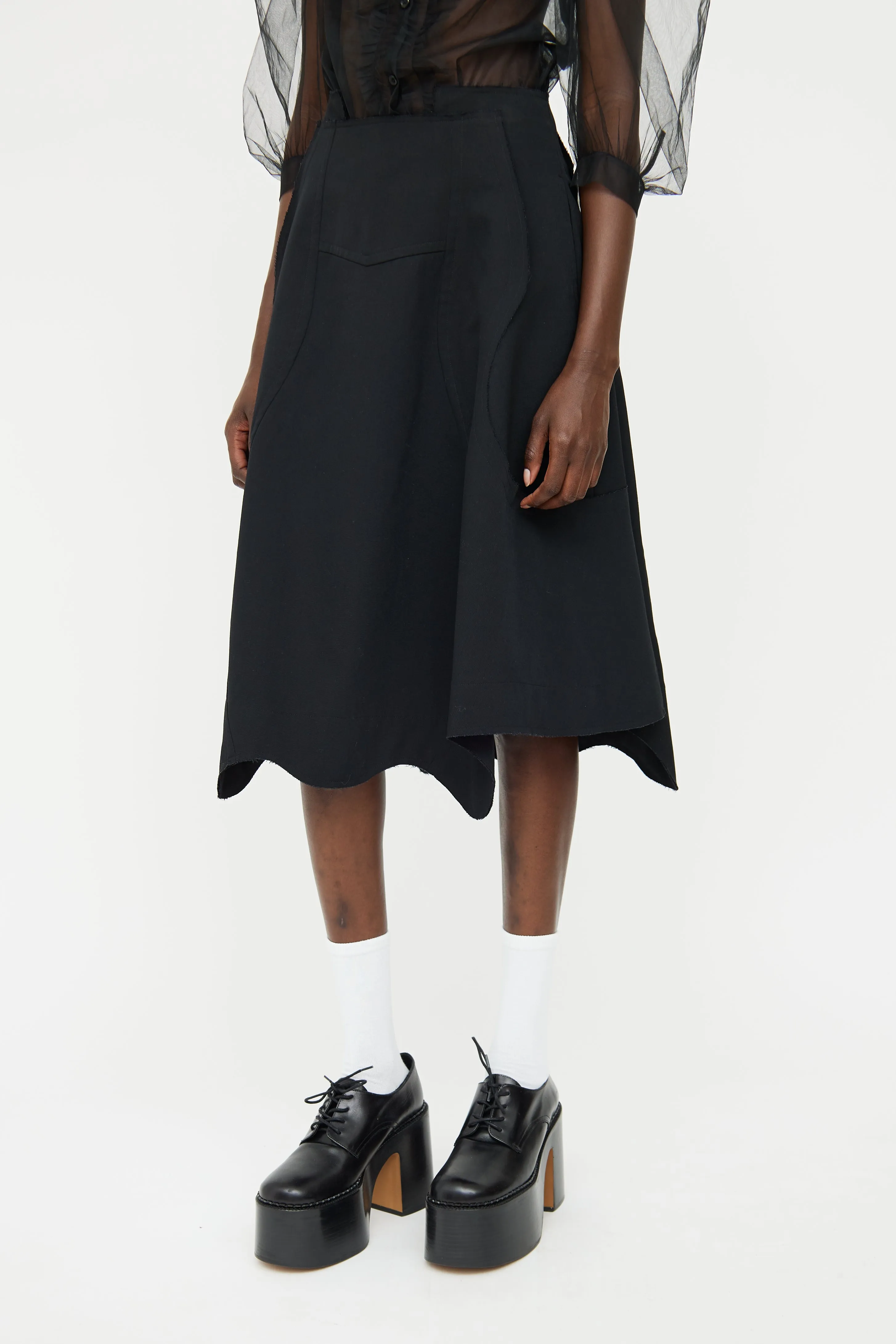 AD2019 Full Raw Edge Skirt
