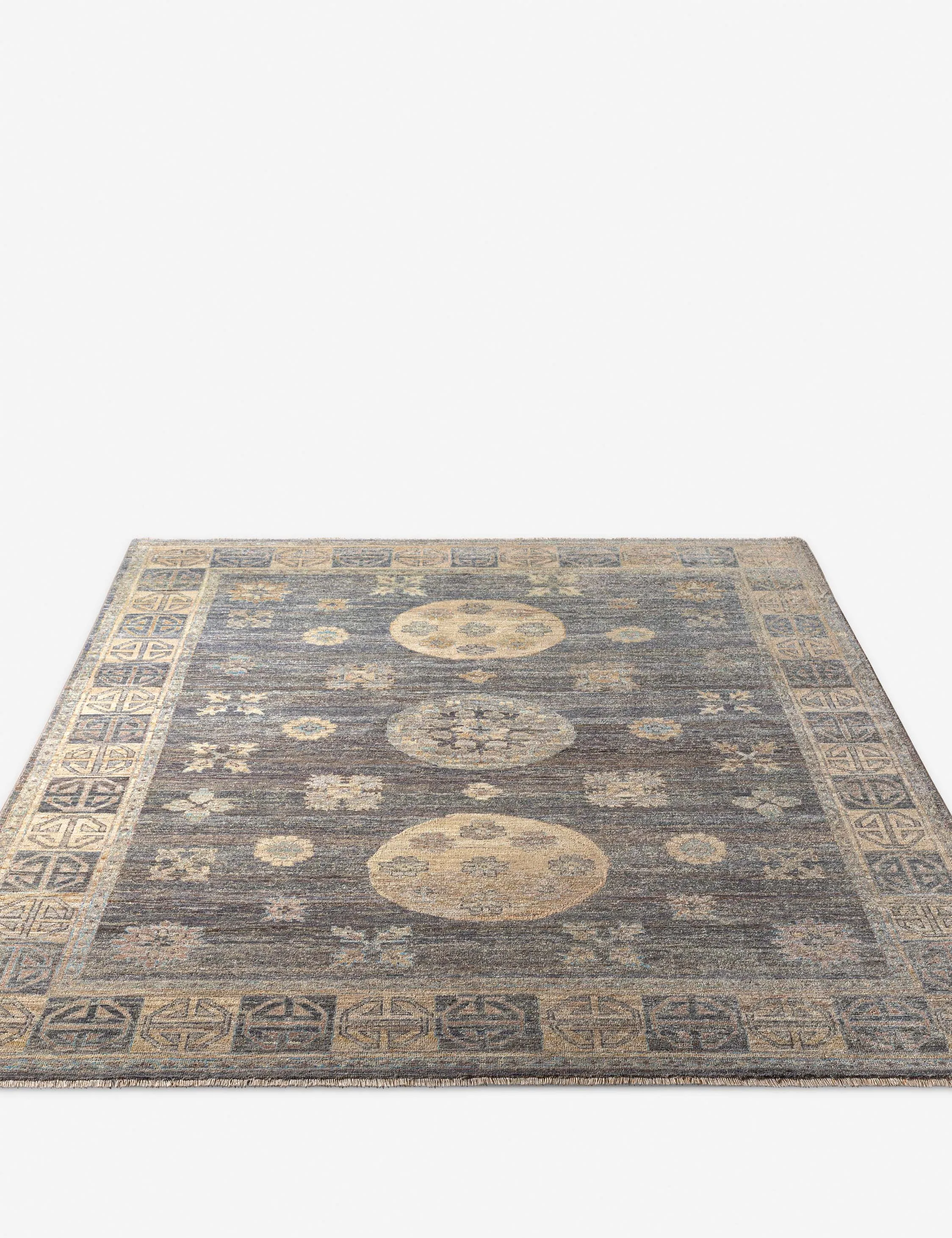 Aguirre Hand-Knotted Wool Rug