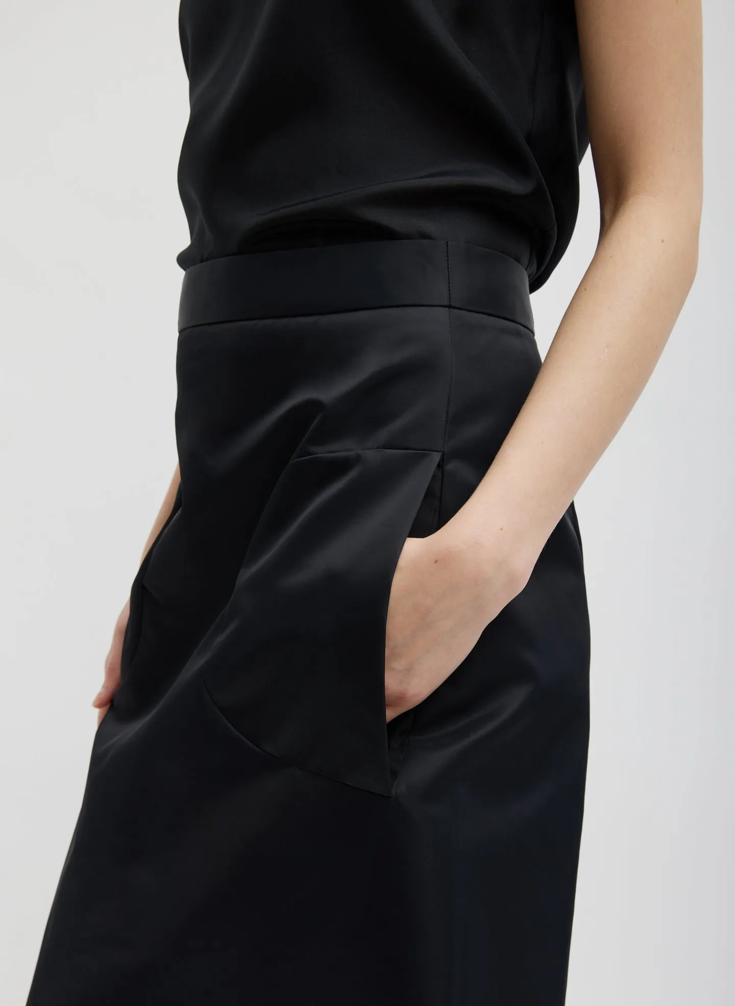 Daisy Embroidered Nylon Skirt