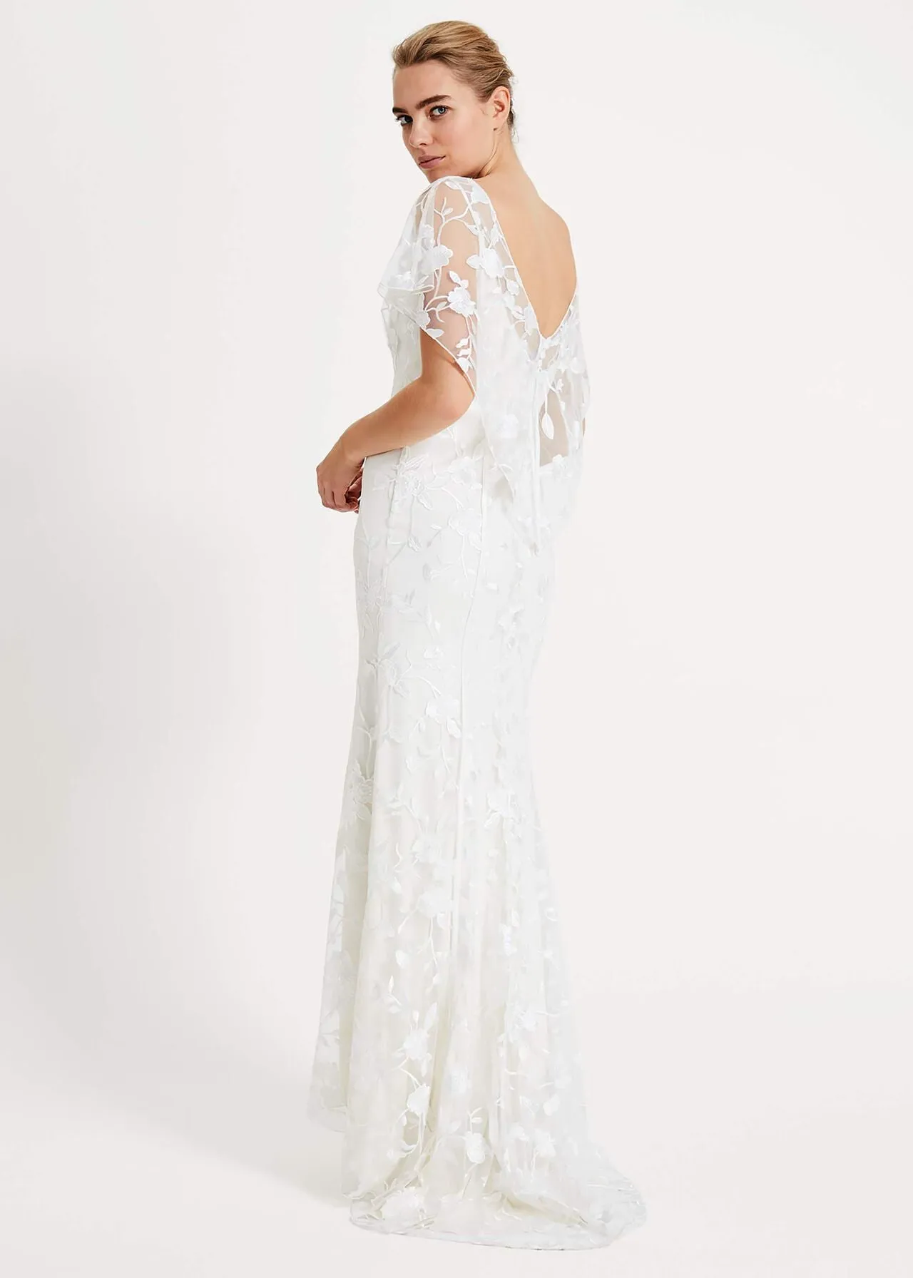 Layla Lace Wedding Dress