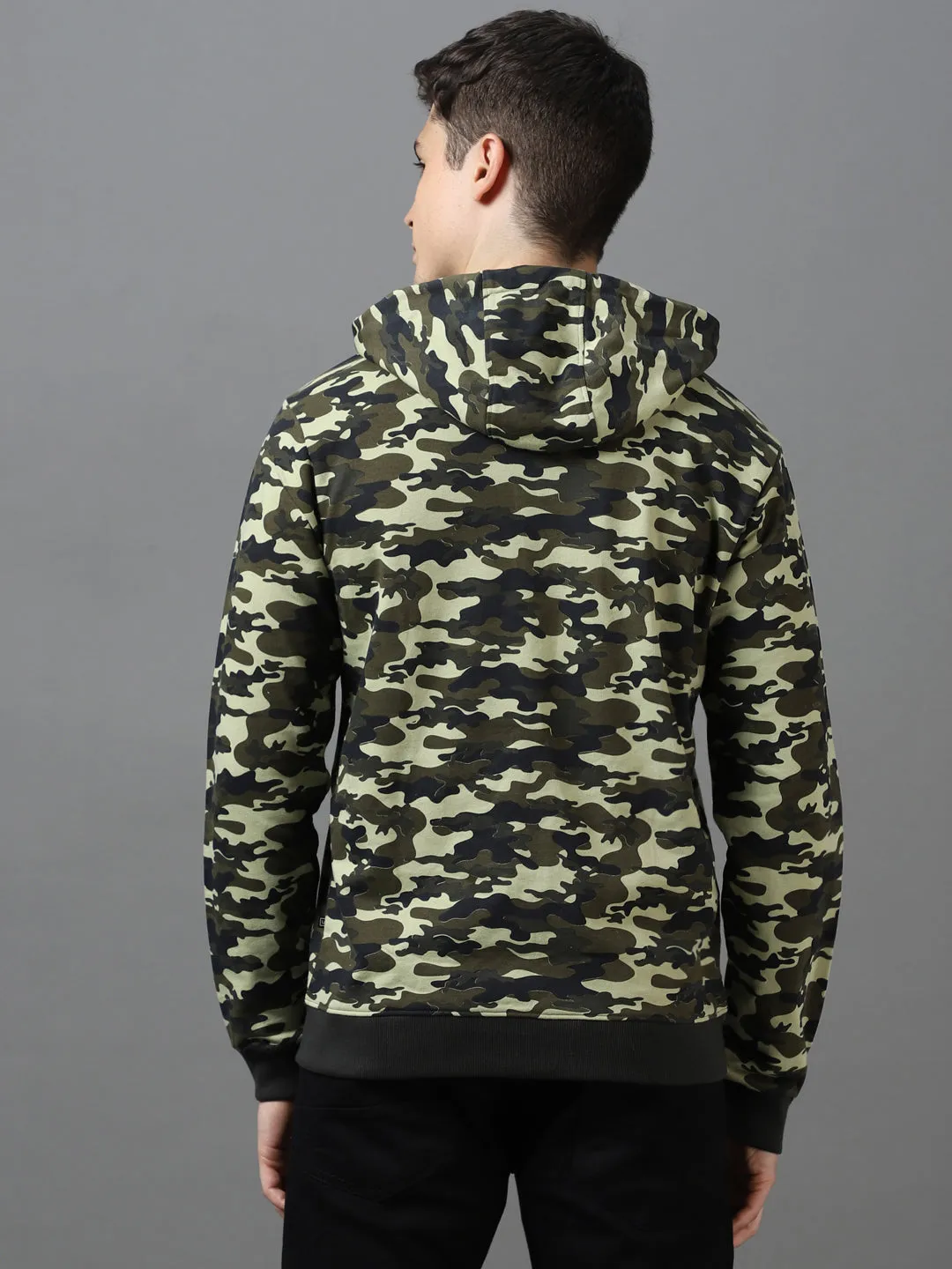 Men's Khaki Green Regular Fit Camouflage Printed Full Sleeve Casual Hooded Sweatshirt