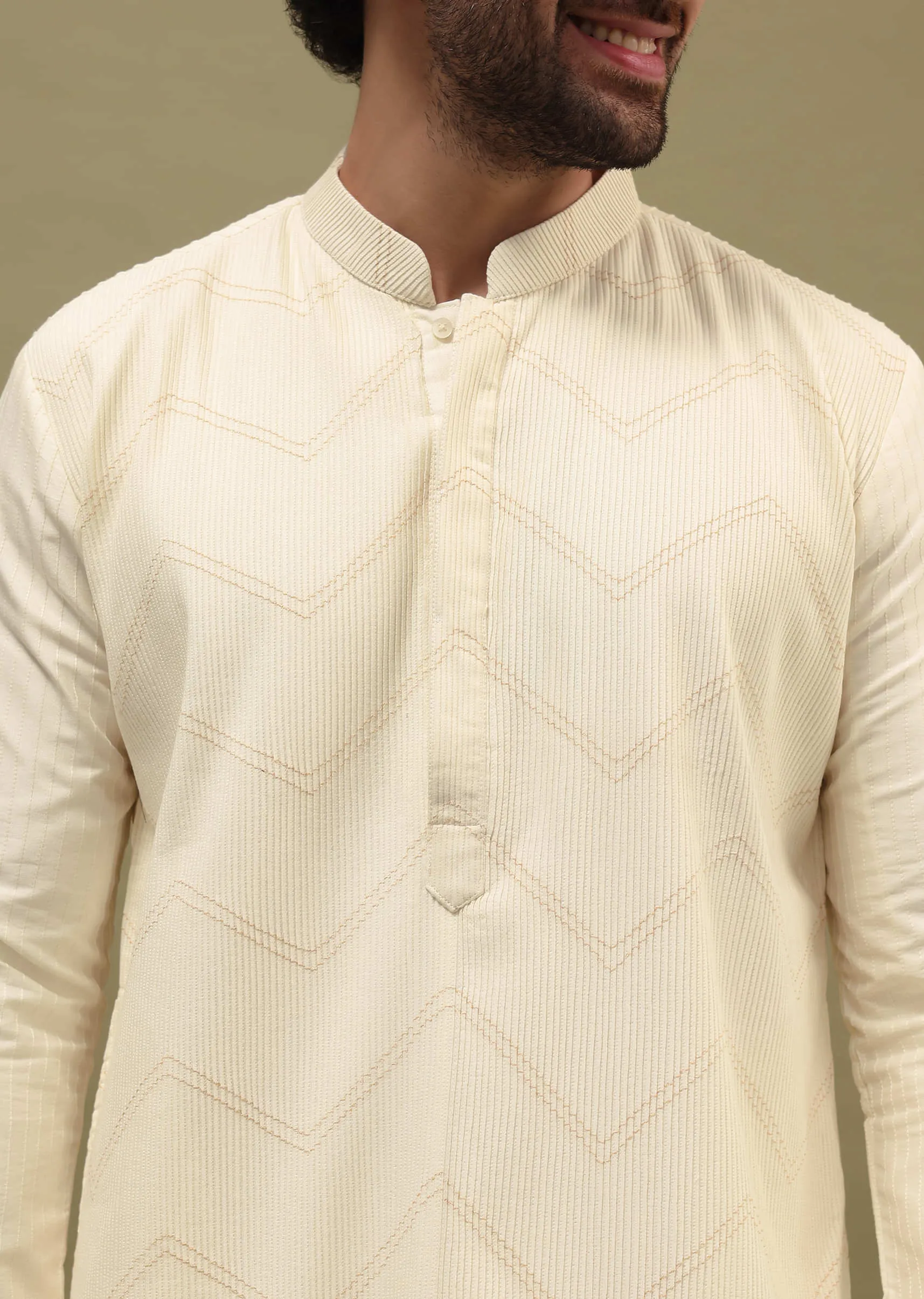 Off White Self Work Silk Kurta Set For Men