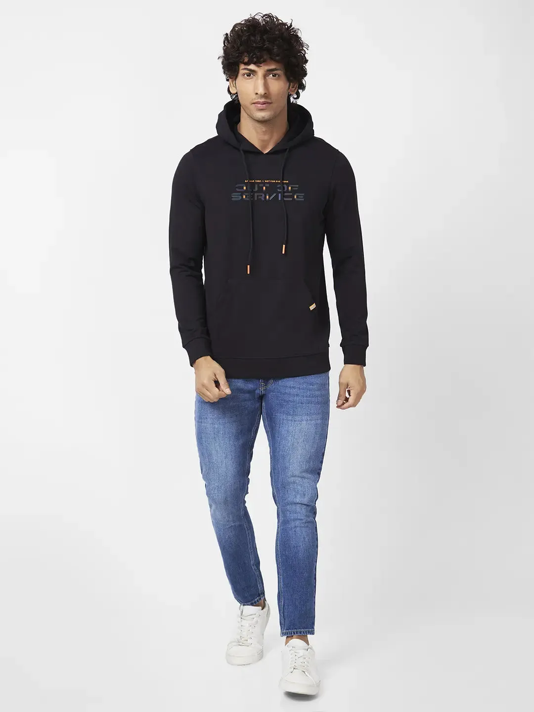 Spykar Men Black Blended Regular Fit Full Sleeve Hooded Plain Sweatshirt