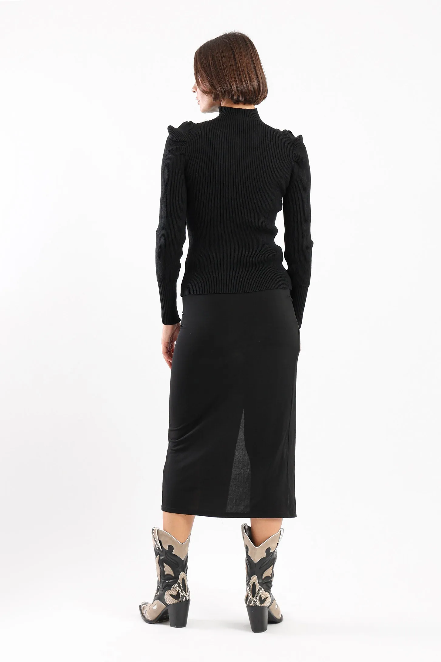 THE BASIC KNIT - BLACK