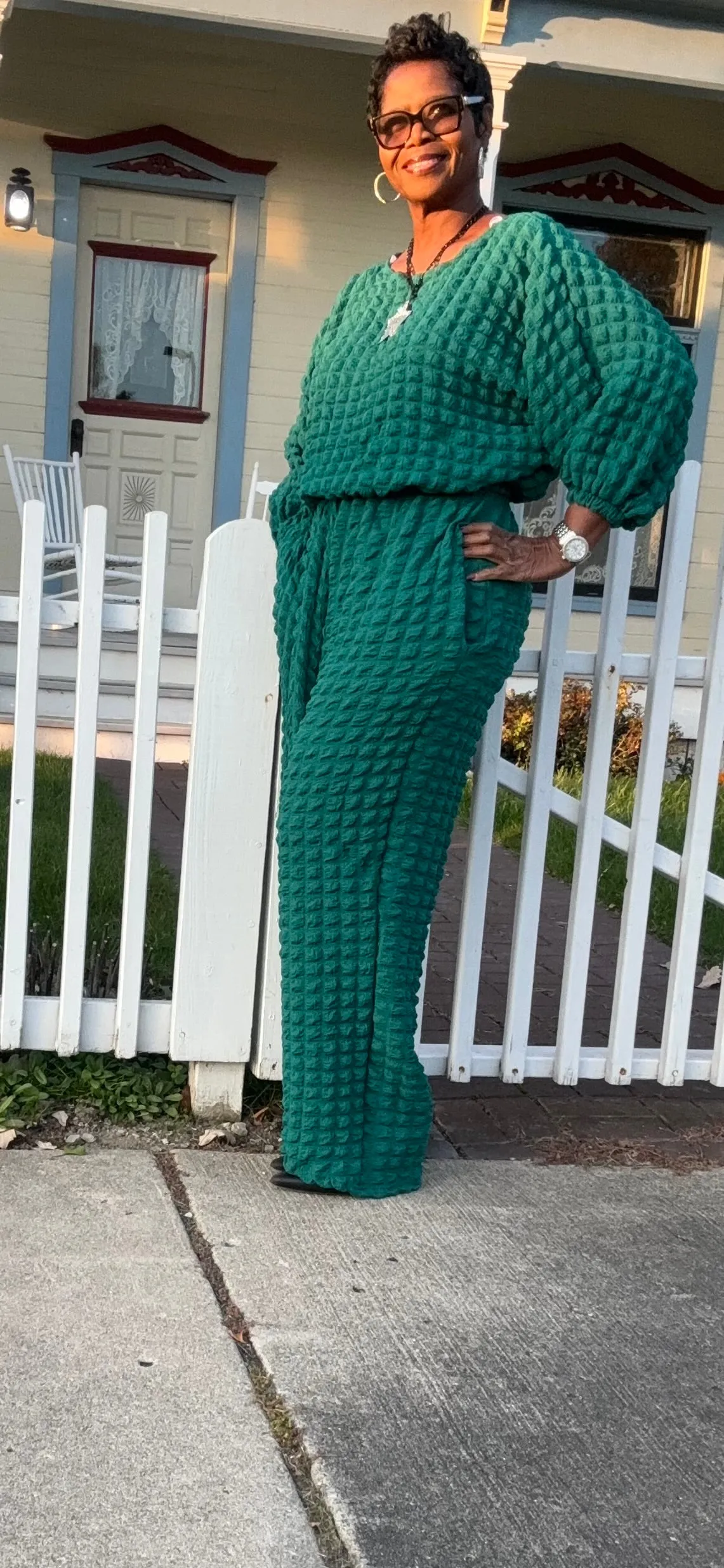 Who is Karen 2piece set
