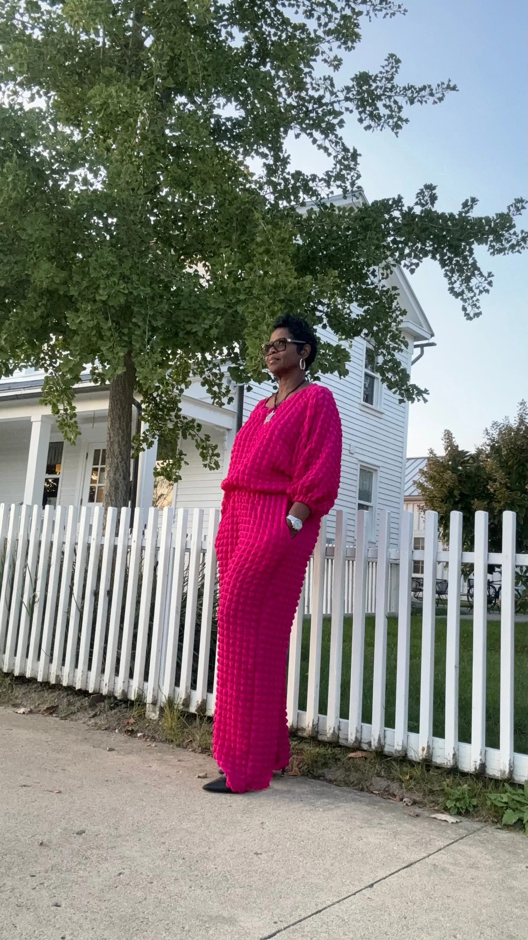 Who is Karen 2piece set